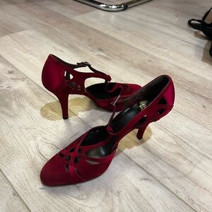 Stuart‎ Weitzman Red Heels Never Worn